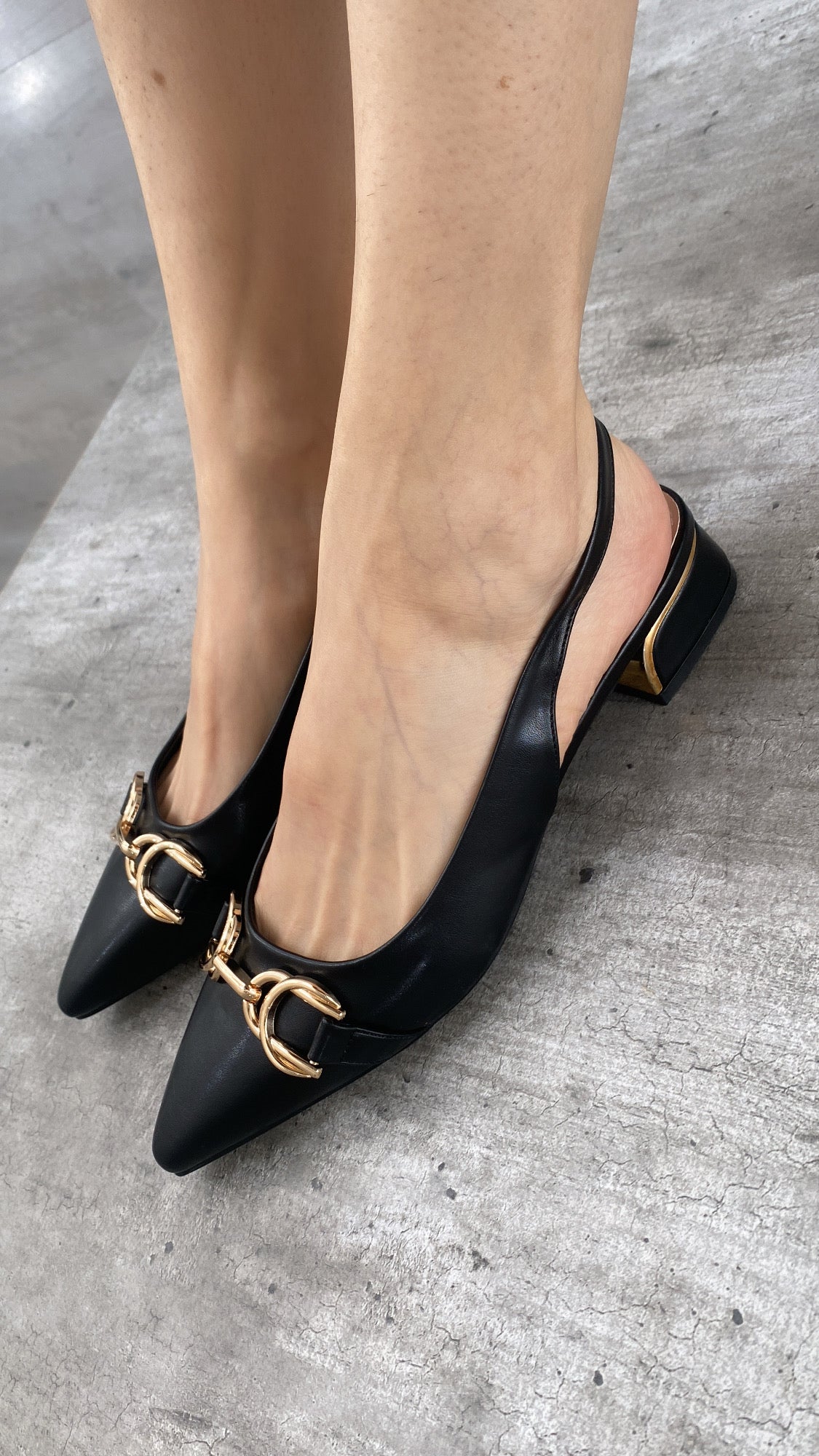 Lily Negro
