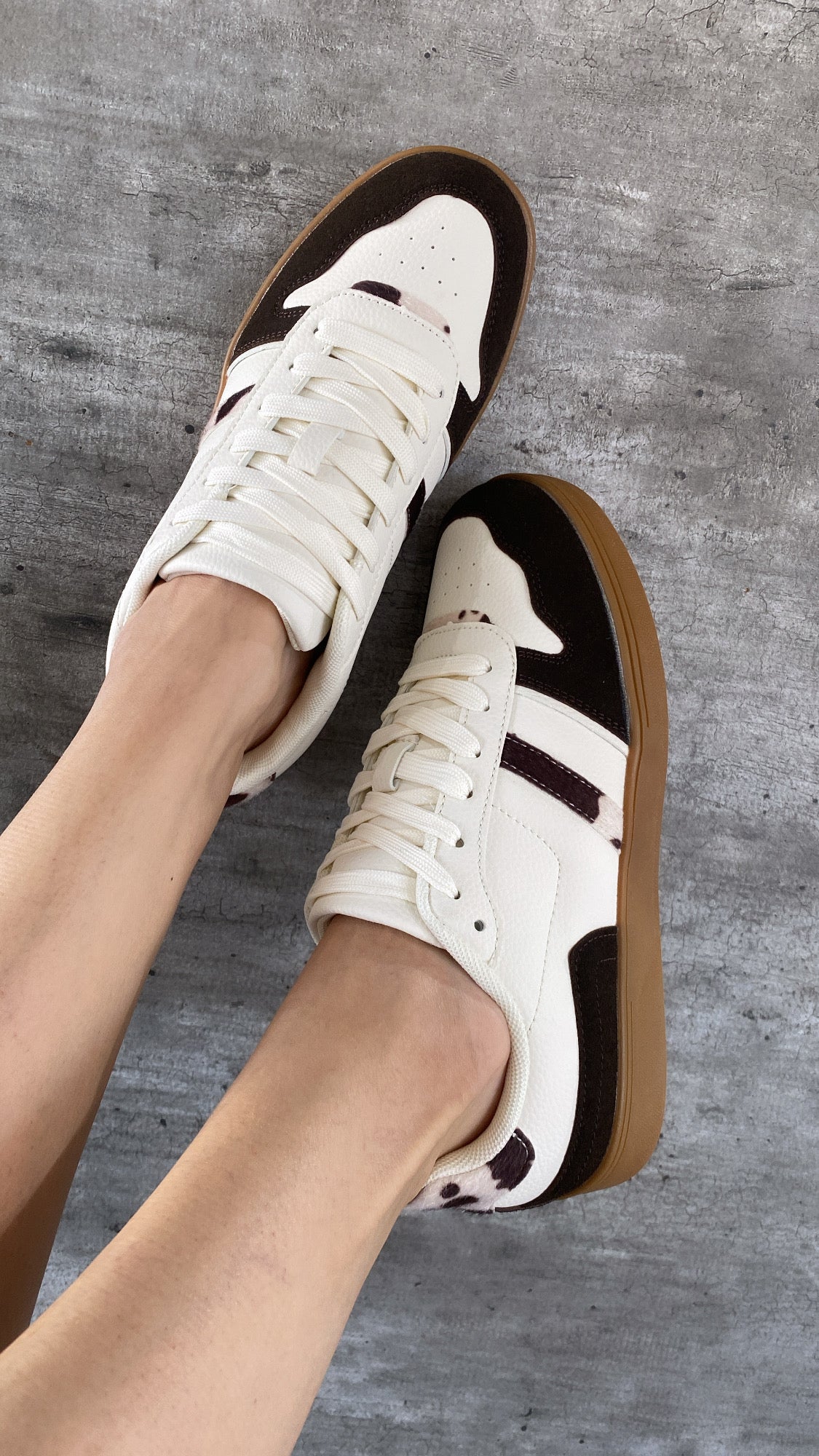 Mason Beige con café