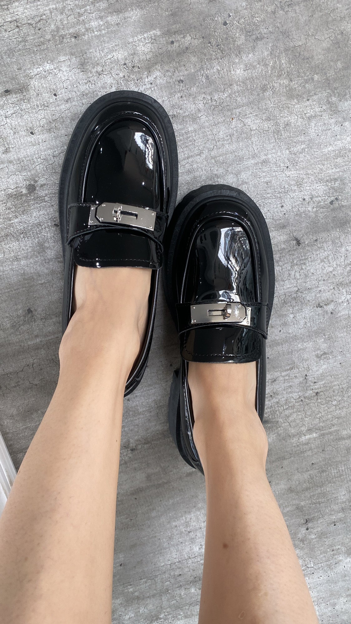 Hong Negro Charol