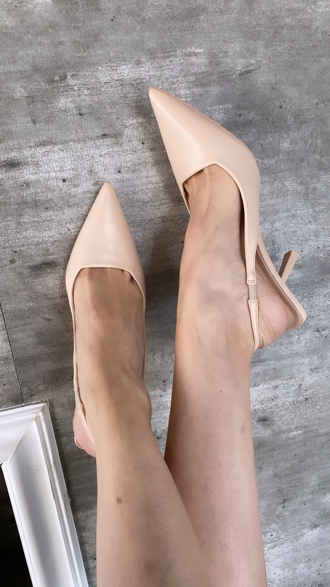 Ezrra Nude